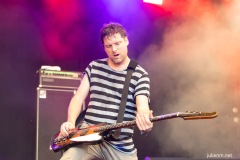 2025-06-27-Ash-AvalonStage-GlastonburyFestival-JulienM-15