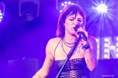 2025-06-26-BethMcCarthy-BBCIntroducing-GlastonburyFestival-JulienM-09