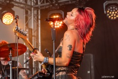 2025-06-26-BethMcCarthy-BBCIntroducing-GlastonburyFestival-JulienM-13