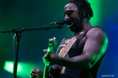 2025-07-04-BlocParty-FestivalMusiquesEnStock-Scionzier-JulienM-09