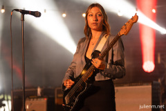 2023-06-25-CoachParty-BBCIntroducingMusic-Glastonbury-JulienM-06