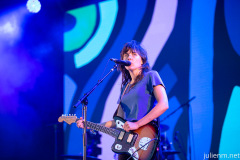 2022-06-26-CourtneyBarnett-ThePark-Glastonbury-JulienM-01