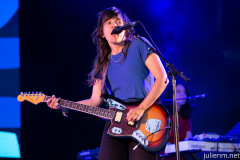 2022-06-26-CourtneyBarnett-ThePark-Glastonbury-JulienM-11