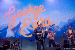2022-06-26-GeorgeEzra-JohnPeelStage-Glastonbury-JulienM-05