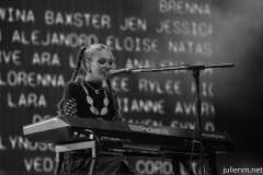 2022-06-25-HollyHumberstone-JohnPeelStage-Glastonbury-JulienM-10