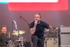 2022-06-24-Idles-OtherStage-Glastonbury-JulienM-04