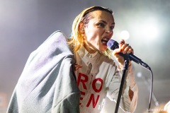 2025-10-17-JehnnyBeth-MarcheGare-Lyon-JulienM-15