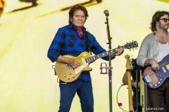 2025-06-28-JohnFogerty-PyramidStage-GlastonburyFestival-JulienM-01