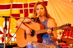 2025-06-26-LeahSinead-MandalaStage-GlastonburyFestival-JulienM-02