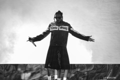 2024-06-29-LittleSimz-PyramidStage-GlastonburyFestival-JulienM-01