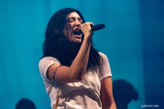 2025-06-27-Lorde-Woodsies-GlastonburyFestival-JulienM-08
