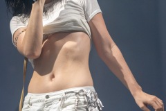2025-06-27-Lorde-Woodsies-GlastonburyFestival-JulienM-17