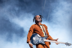 2022-06-25-Metronomy-OtherStage-Glastonbury-JulienM-06