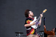 2022-06-25-Metronomy-OtherStage-Glastonbury-JulienM-12