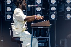 insta-2024-06-29-MichaelKiwanuka-PyramidStage-GlastonburyFestival-JulienM-05