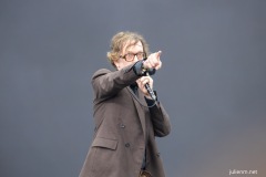 2025-06-28-Pulp-Patchwork-PyramidStage-GlastonburyFestival-JulienM-13