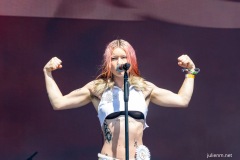 2025-06-27-WetLeg-OtherStage-GlastonburyFestival-JulienM-02