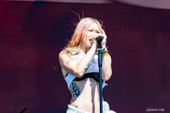 2025-06-27-WetLeg-OtherStage-GlastonburyFestival-JulienM-04