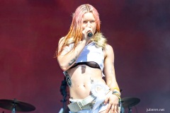 2025-06-27-WetLeg-OtherStage-GlastonburyFestival-JulienM-07