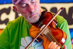 2025-06-29-YannTiersen-theCrowsNest-GlastonburyFestival-JulienM-04