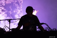 2025-06-27-YannTiersen-TreeStage-GlastonburyFestival-JulienM-01